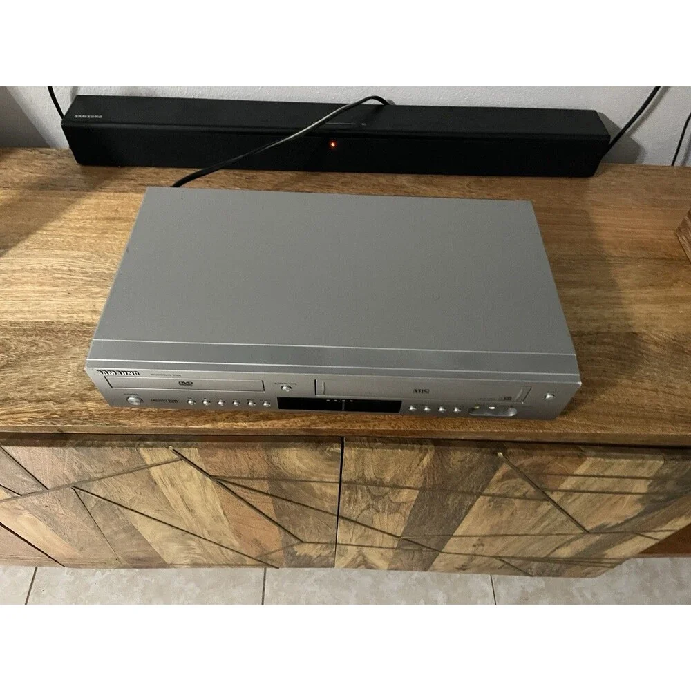 Samsung DVD-V5500 DVD/VCR Combo – TESTED - VCR Works – DVD Stuck on Loading